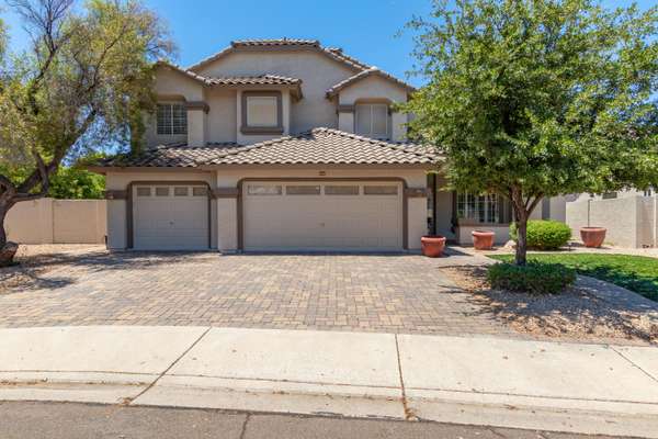 802 N GULL HAVEN Court, Gilbert, AZ 85234