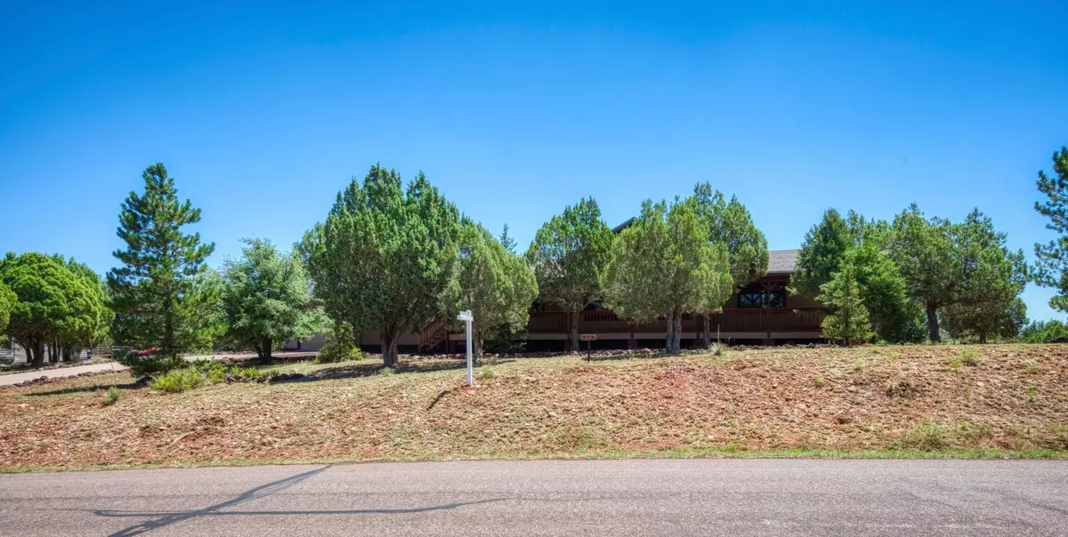 Show Low, AZ 85901,973 CHENEY RANCH Loop