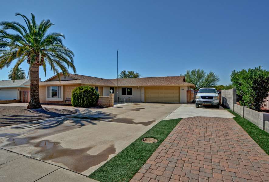 9929 W Burns Drive, Sun City, AZ 85351