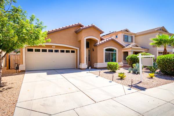 San Tan Valley, AZ 85143,117 W CANYON ROCK Road