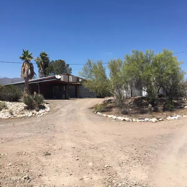 14895 E PAGE Road, Wikieup, AZ 85360