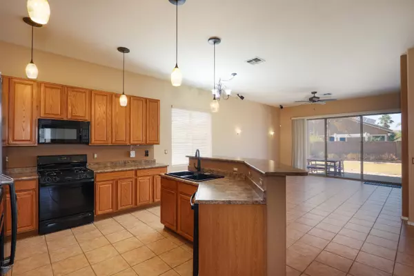 Maricopa, AZ 85138,43314 W OAKLAND Court