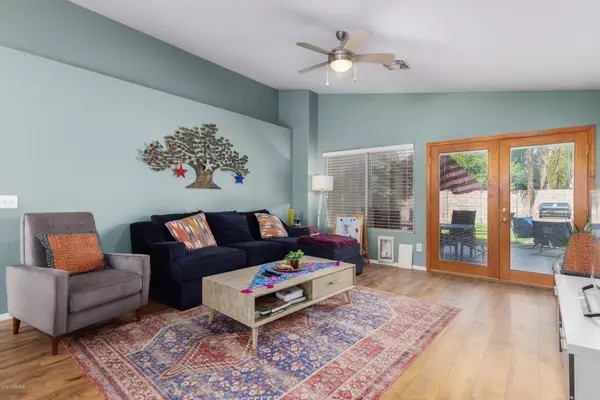 Gilbert, AZ 85233,1986 S ASH Street