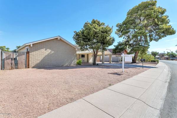 Phoenix, AZ 85029,3832 W SAHUARO Drive