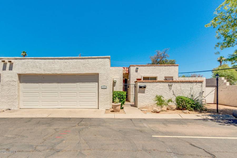 2801 N 26TH Place, Phoenix, AZ 85008