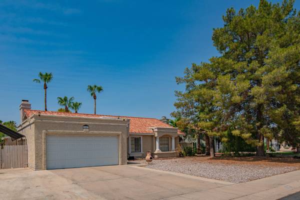 Chandler, AZ 85225,1643 E FAIRVIEW Street