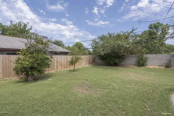 Phoenix, AZ 85013,36 W OCOTILLO Road