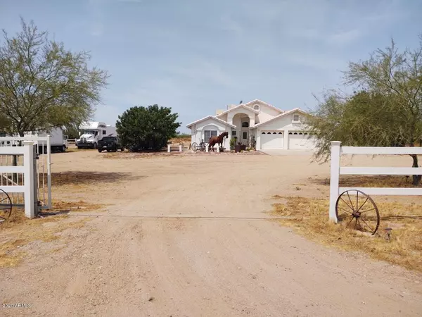 Wittmann, AZ 85361,32514 N 227TH Avenue