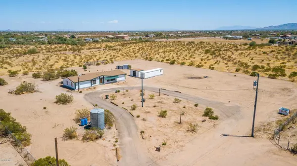 23017 W LONE MOUNTAIN Road, Wittmann, AZ 85361