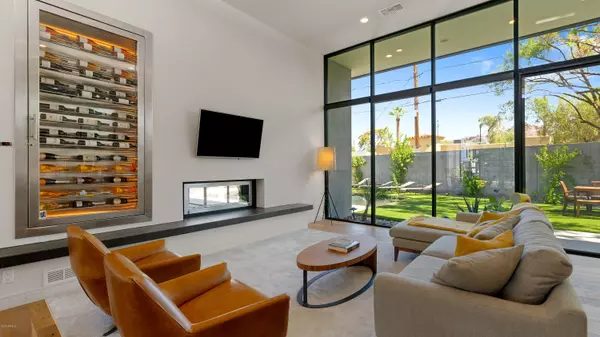 Phoenix, AZ 85018,4602 E GLENROSA Avenue