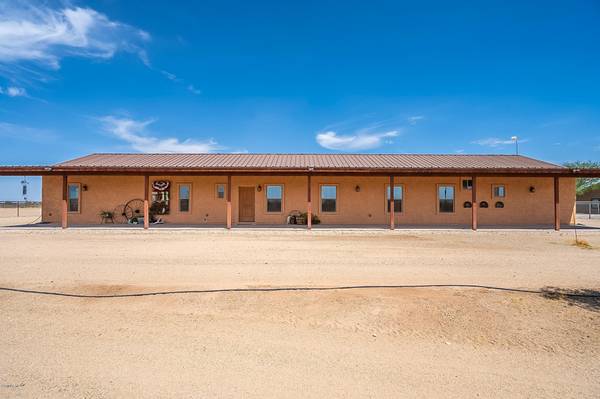 3581 S TWEEDY Road, Casa Grande, AZ 85194