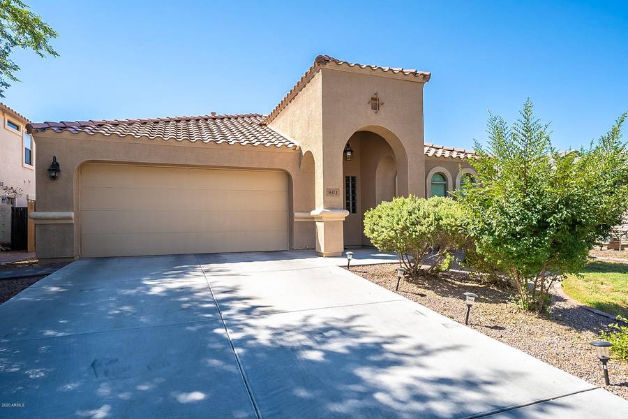 801 E MELANIE Street, San Tan Valley, AZ 85140