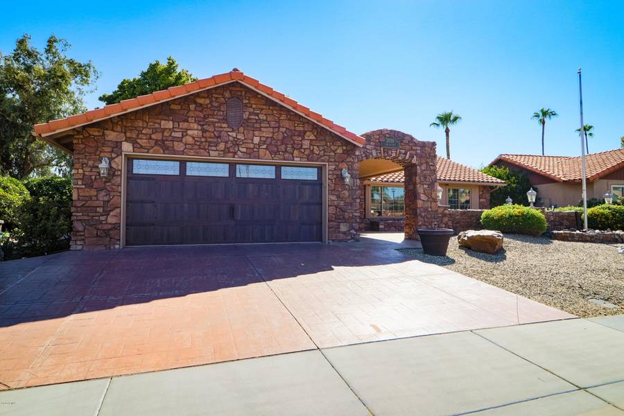 2039 LEISURE WORLD --, Mesa, AZ 85206