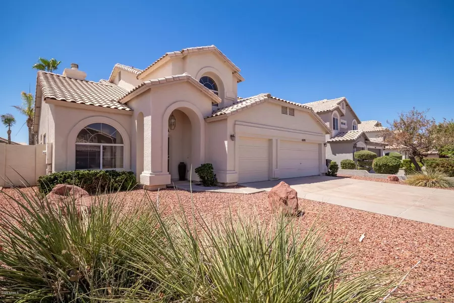 1699 W LEAH Lane, Gilbert, AZ 85233