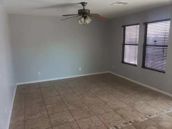 Phoenix, AZ 85083,3131 W MOLLY Lane