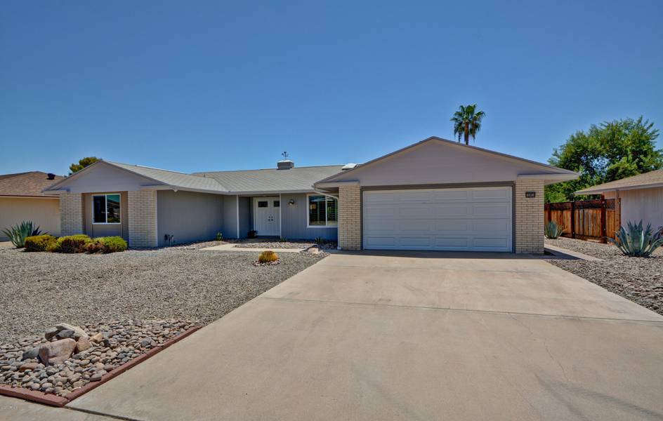 16850 N MEADOW PARK Drive, Sun City, AZ 85351