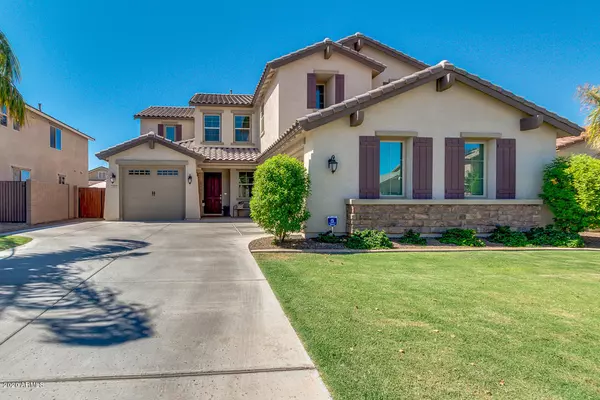 2569 E PLUM Street, Gilbert, AZ 85298