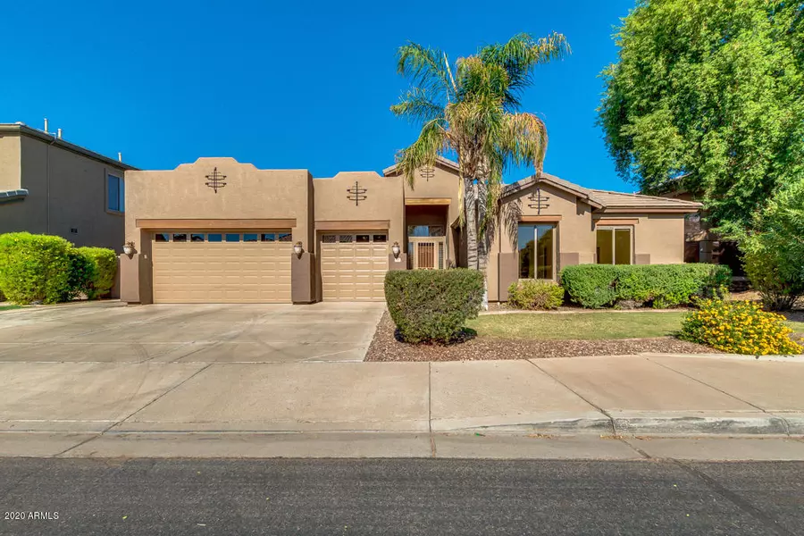 790 S CROSSCREEK Place, Chandler, AZ 85225