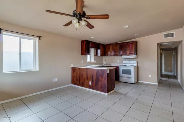 Chandler, AZ 85225,271 W WHITTEN Street