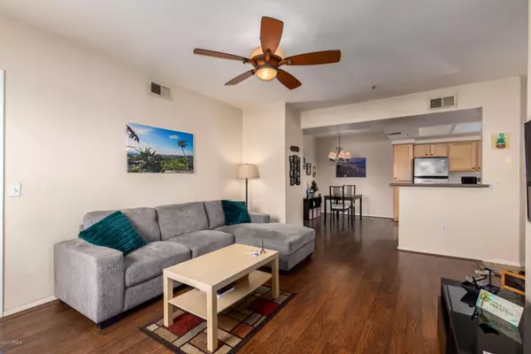 Scottsdale, AZ 85254,4925 E DESERT COVE Avenue #305