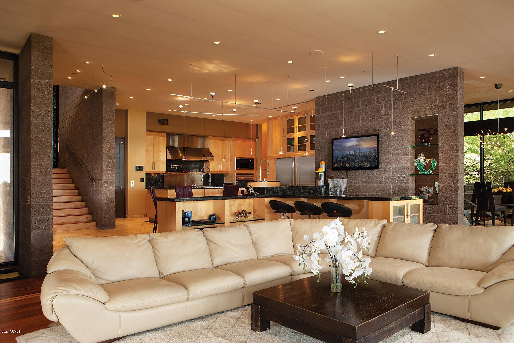 Scottsdale, AZ 85266,8300 E DIXILETA Drive #268