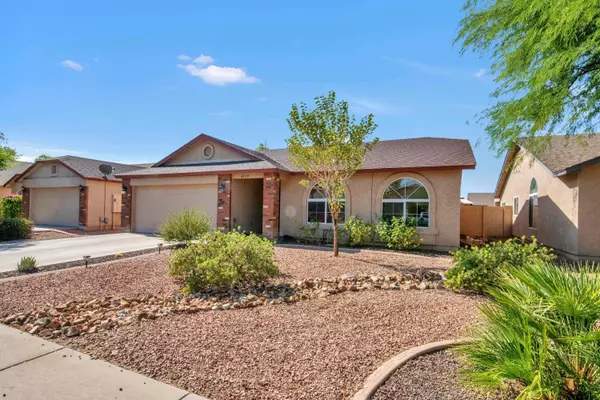 4819 E SHAPINSAY Drive, San Tan Valley, AZ 85140