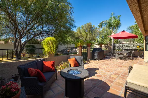 6240 E KELTON Lane, Scottsdale, AZ 85254