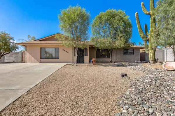 5444 W WALTANN Lane, Glendale, AZ 85306