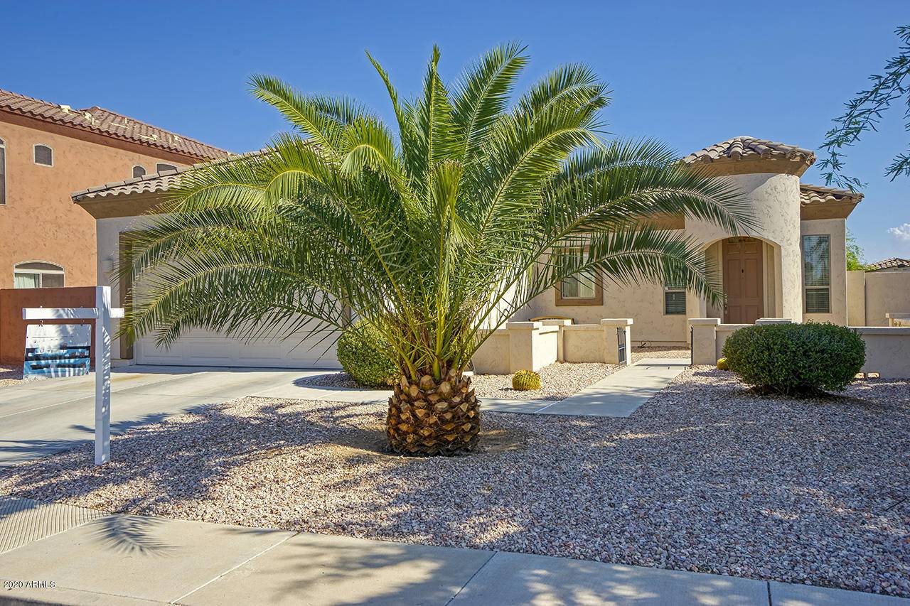 25217 W PARKSIDE Lane N, Buckeye, AZ 85326