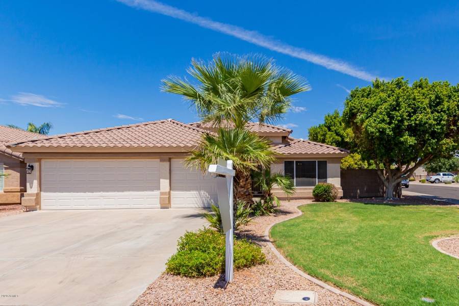 608 W DOUGLAS Avenue, Gilbert, AZ 85233