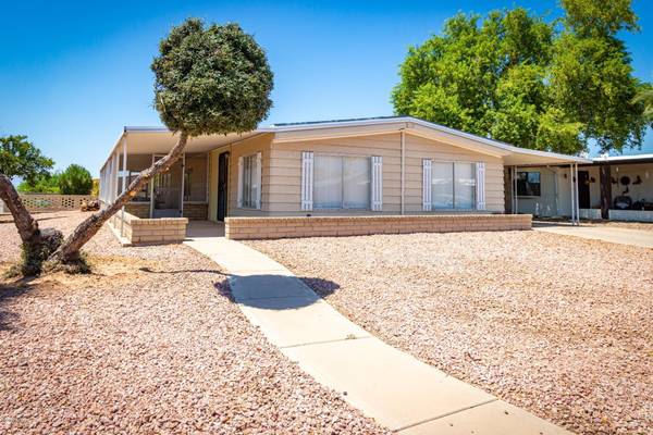 25622 S MONTANA Avenue, Sun Lakes, AZ 85248