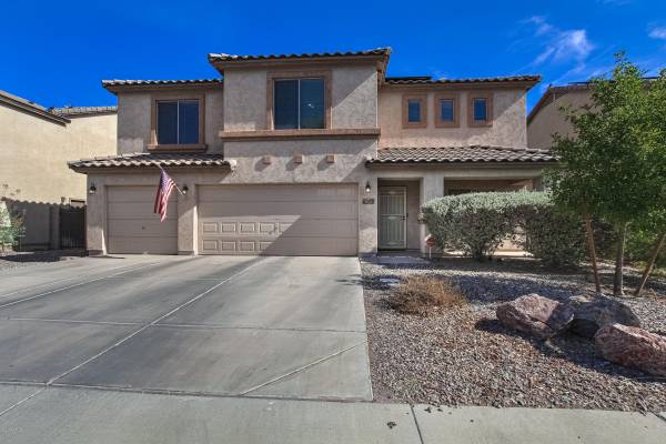 Coolidge, AZ 85128,932 W ELIZABETH Way