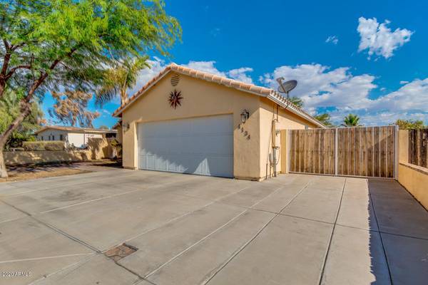 Phoenix, AZ 85042,4134 E DARROW Street