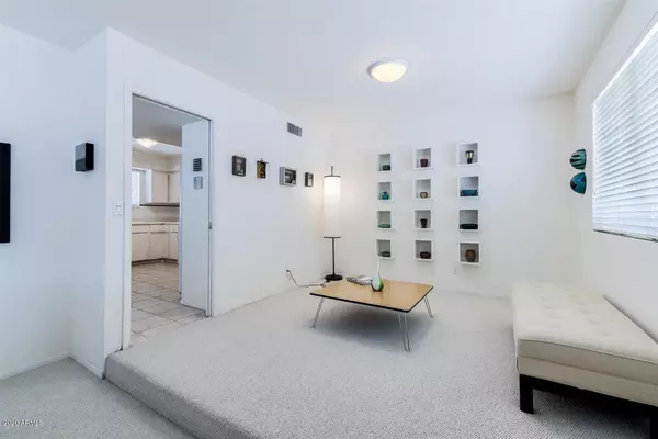 Tempe, AZ 85282,2098 E GOLF Avenue