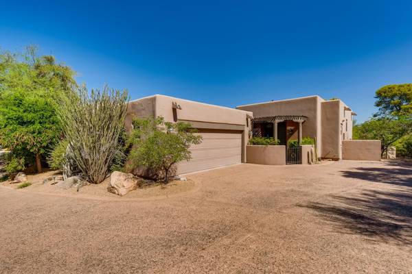 Carefree, AZ 85377,3104 E ARROYO HONDO Road