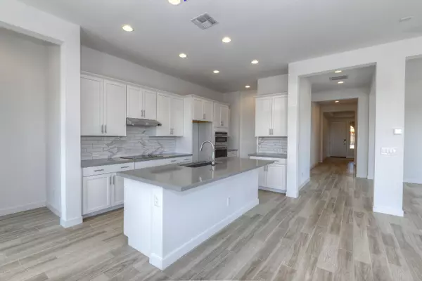 Chandler, AZ 85286,4233 E COCONINO Place