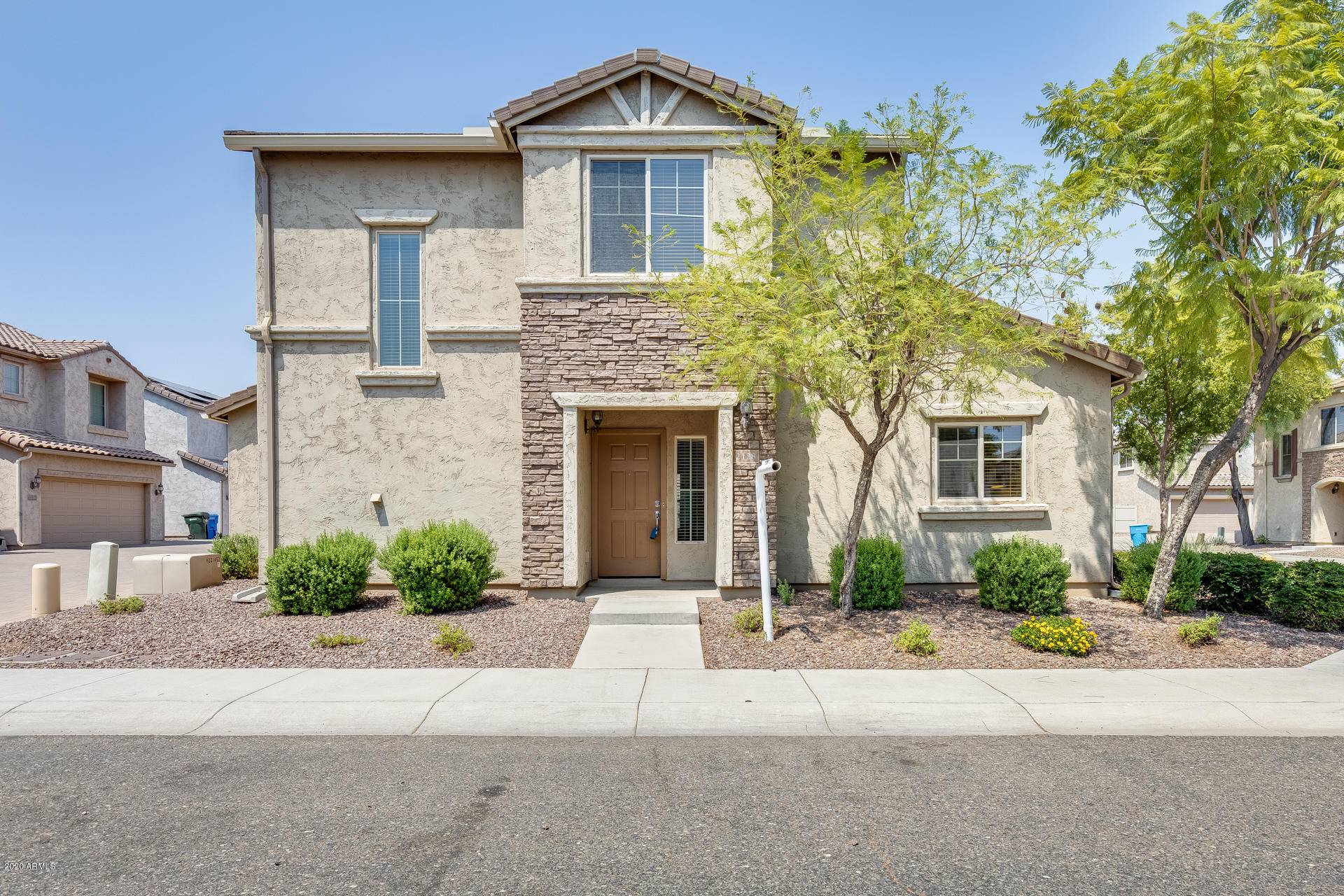 2128 W MONTE CRISTO Avenue, Phoenix, AZ 85023
