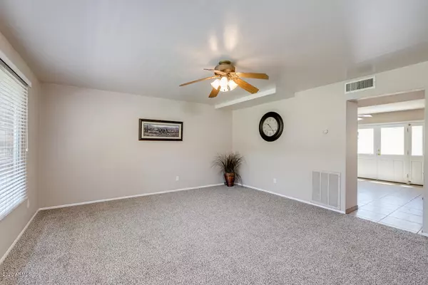 Tempe, AZ 85282,4833 S MILL Avenue