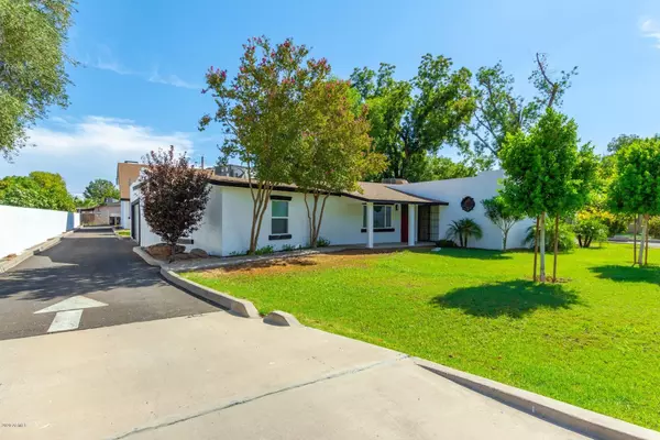 2215 W AUGUSTA Avenue, Phoenix, AZ 85021