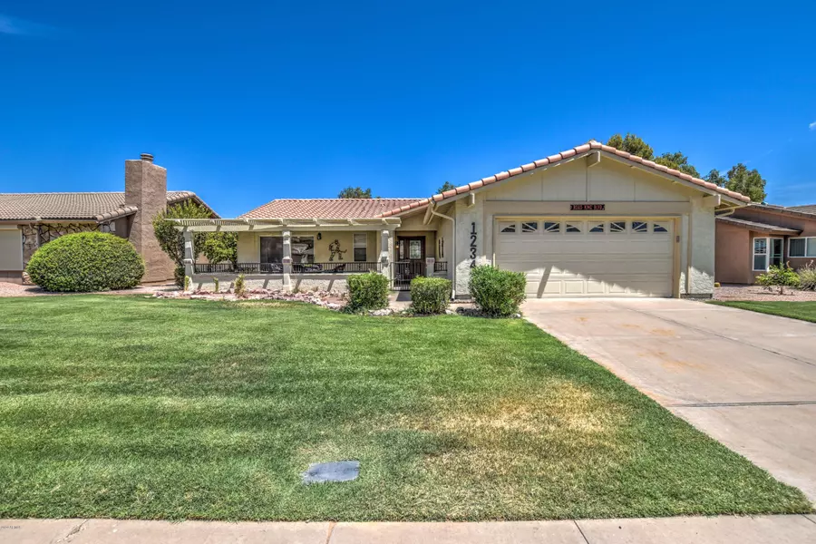 1234 LEISURE WORLD --, Mesa, AZ 85206