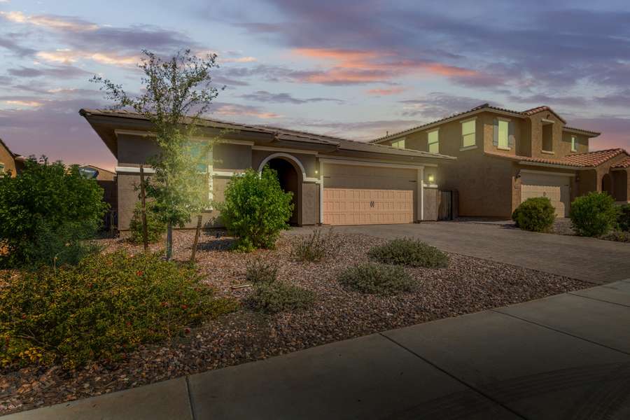 2658 E DANIEL Drive, Gilbert, AZ 85298