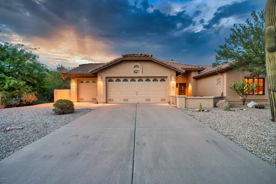 8836 E YUCCA BLOSSOM Drive, Gold Canyon, AZ 85118