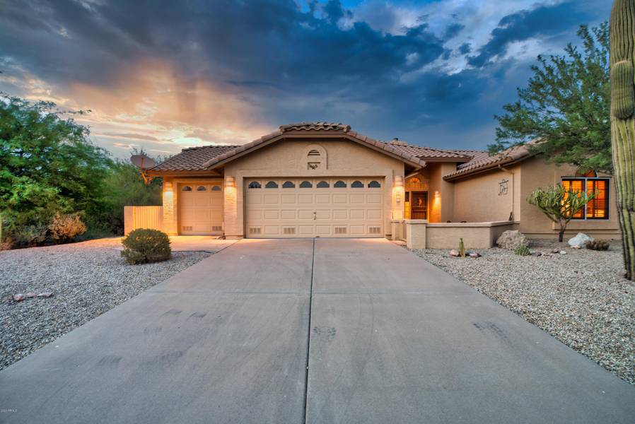 8836 E YUCCA BLOSSOM Drive, Gold Canyon, AZ 85118