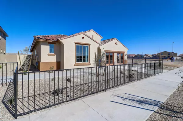 18516 W CARLOTA Lane, Surprise, AZ 85387