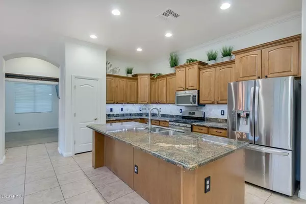 Chandler, AZ 85249,1555 E GRAND CANYON Drive