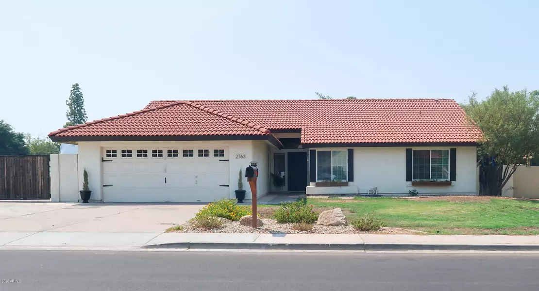 2763 E LEONORA Street, Mesa, AZ 85213