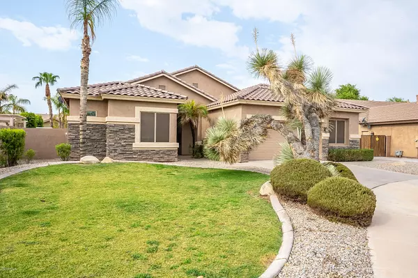 2225 E LA COSTA Place, Chandler, AZ 85249