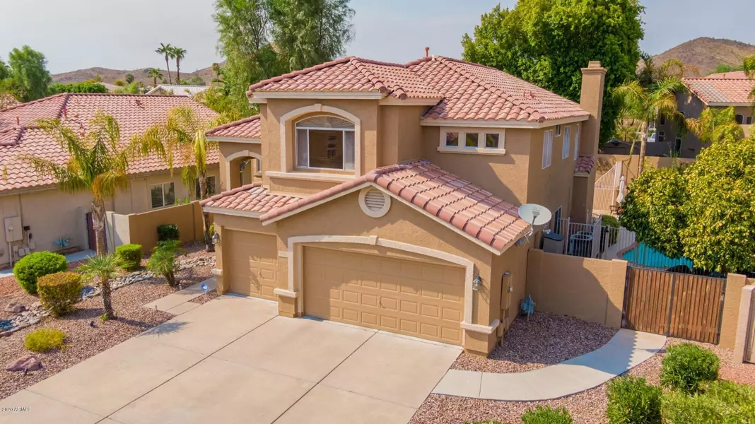 5954 W FIELDSTONE Drive, Glendale, AZ 85308