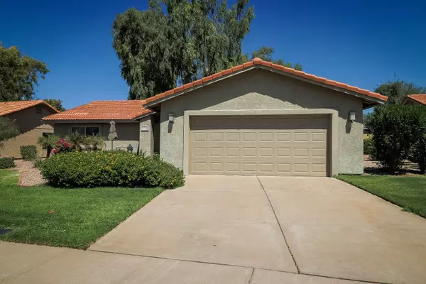 1132 LEISURE WORLD --, Mesa, AZ 85206