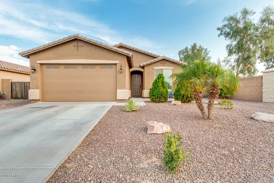 1819 W DESERT SPRING Way, Queen Creek, AZ 85144